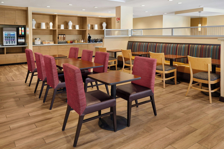 Food & Drinks 4, Towneplace Suites By Marriott Tehachapi, Kern