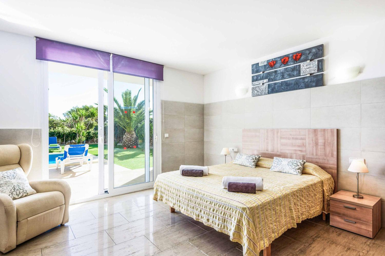 Bedroom 2, Villa Rachel, Baleares