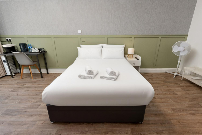 Bedroom 4, Mulligan Accommodation Dublin, Dublin