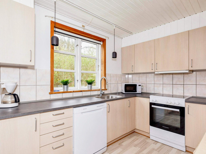 Others 2, 4 Star Holiday Home in Oster Assels, Morsø