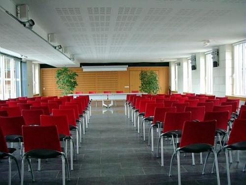 Meeting Room, Pierre & Vacances Residence Le Moulin des Cordeliers Loches, Indre-et-Loire