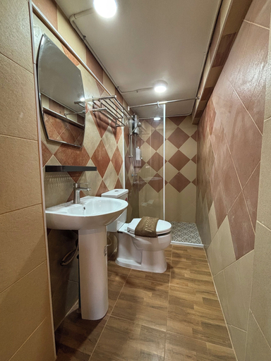 Bathroom 3, Charm Hostel @Jomtien, Pattaya