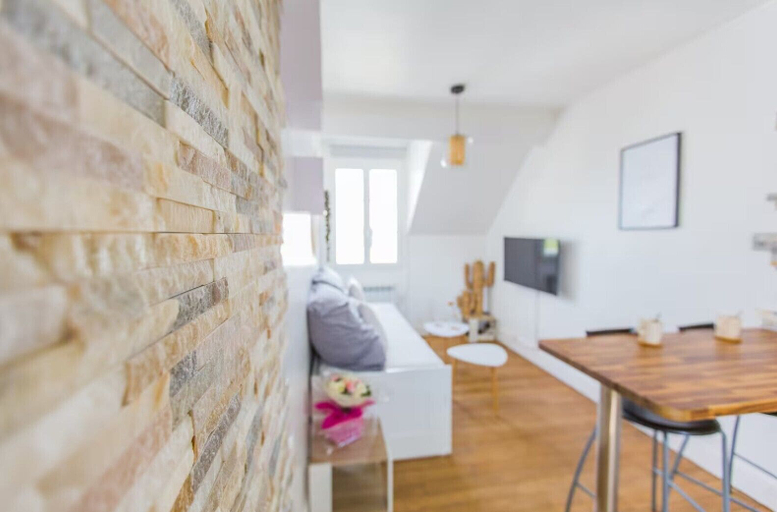 Living area, Appartement le Off, Eure-et-Loir