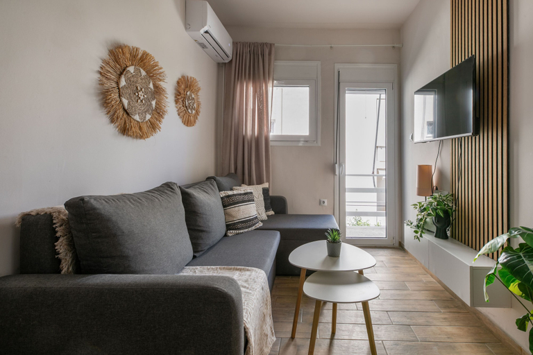 Living room 2, Riviera City Scape 1BR & Balcony. Athens, Attica