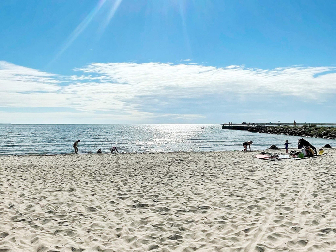 Beach 4, 6 Person Holiday Home in Klintehamn-by Traum, Gotland