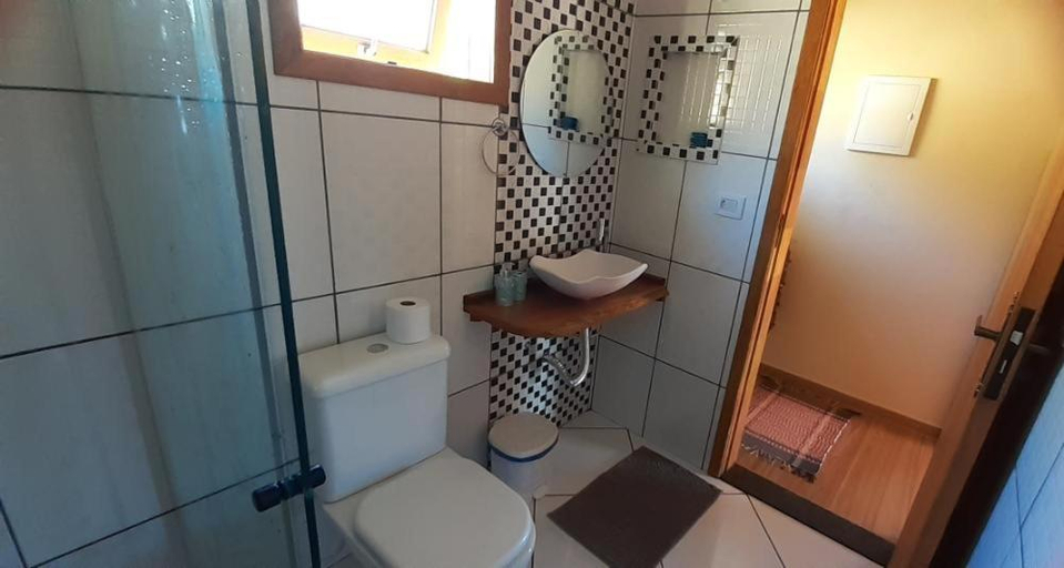 Bathroom, Chale Flor de ype, Sapucaí-Mirim
