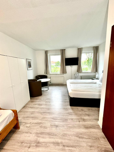 Bedroom 2, Hotel Rucking, Northeim