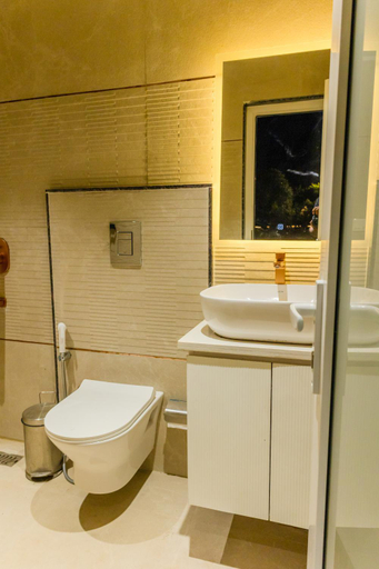 Bathroom 3, Farm The Retreat, Mewat
