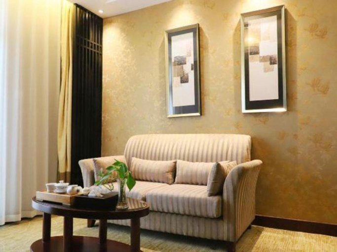 Others 4, XinHua JianGuo Hotel, Jiujiang