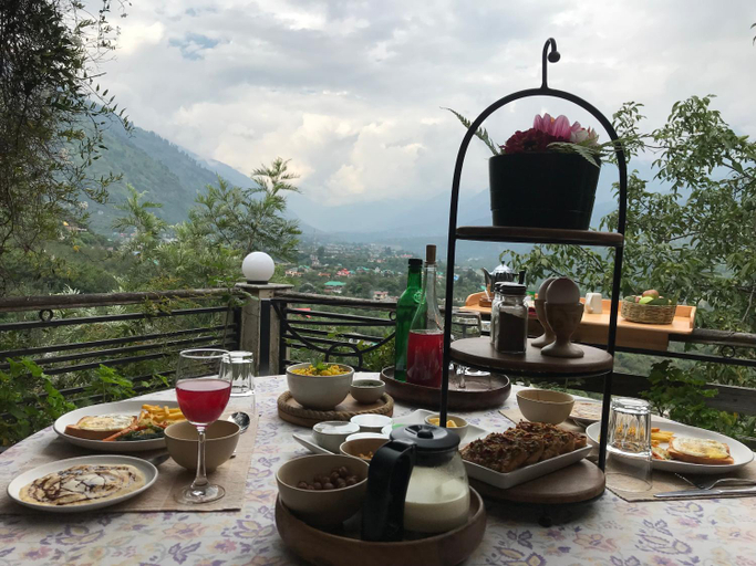 Food & Drinks 5, Autumnred Cottage Manali, Kullu