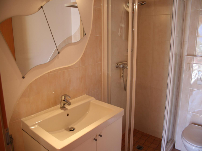 Bathroom, Chalet in Piesendorf near Kaprun, Zell am See