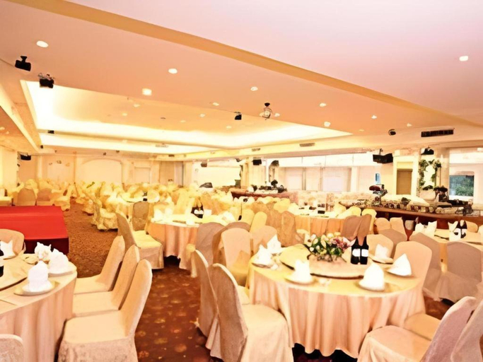 Food & Drinks 4, West Lake Resortopia, Miaoli