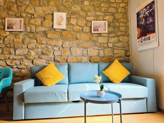 Living area 4, Contemporary Comfort 1BR Apartment, Luxembourg