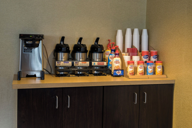 Food & Drinks 5, Red Roof Inn Washington DC - Lanham, Prince George's