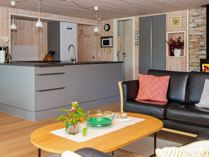 Others 3, 4 Star Holiday Home in Ulfborg, Holstebro