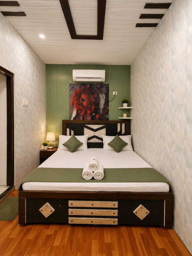 Room 3, Hotel Tejas Inn, Varanasi