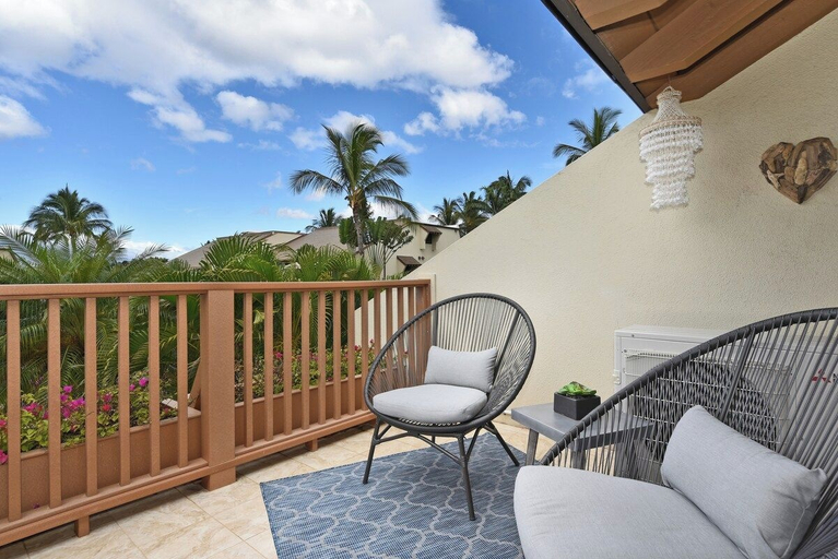 Interior 2, Remodeled 2BD Retreat wAC Pool Near Beach-maui Kamaole E202, Maui