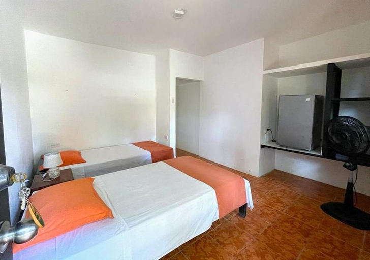 Bedroom 2, Sundown Beach Hotel, Sucre