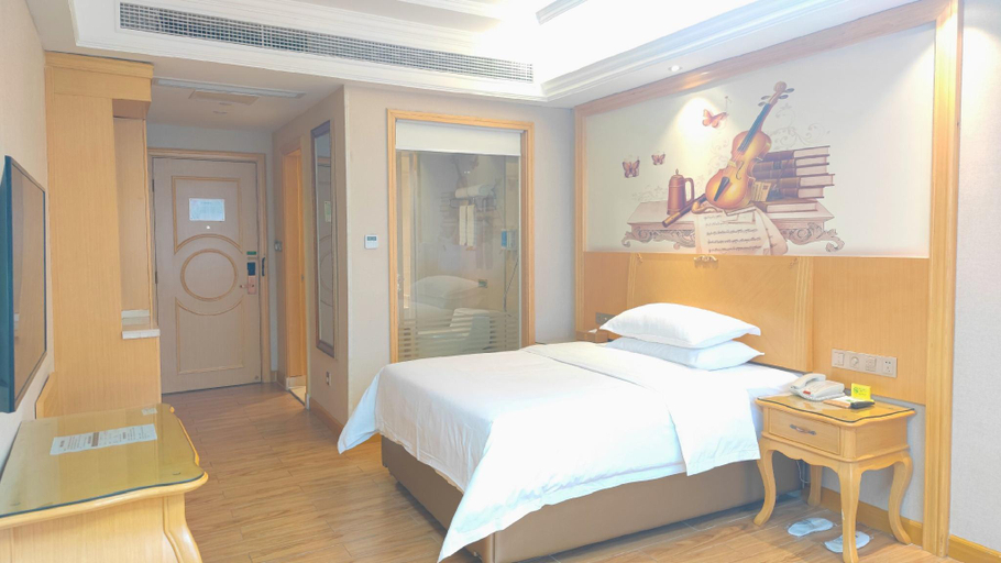 Bedroom 2, Vienna Hotel Hubei Yidu Jiefang Building, Yichang