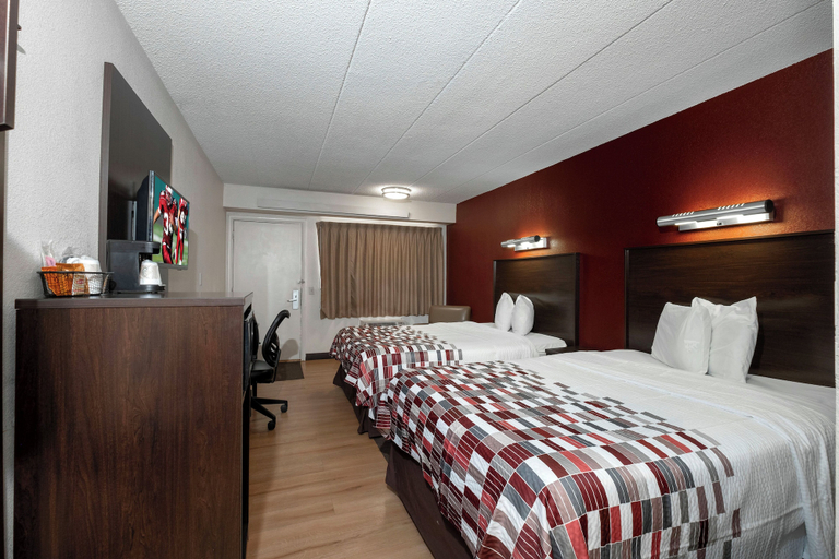 Bedroom 3, Red Roof Inn Washington DC - Lanham, Prince George's