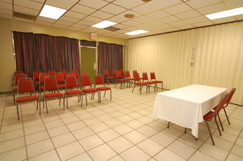 Others 2, Monsoon Inn, Jefferson