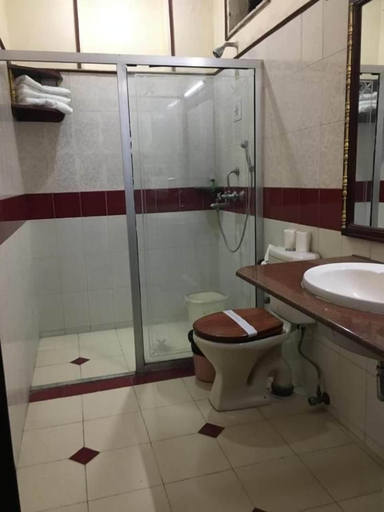 Bathroom 4, Hotel Vimal Heritage, Jaipur