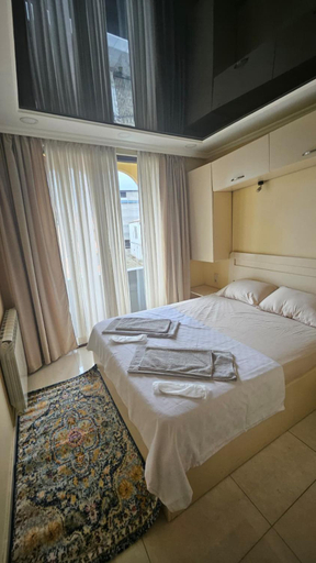 Bedroom 2, Malta Hotel, Batumi