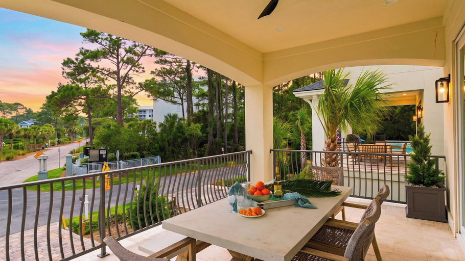 Interior 4, Boardwalk & Blue by Avantstay Sleeps 22 Infinity Pool + Elevator + Pool Table Steps to Sand, Beaufort