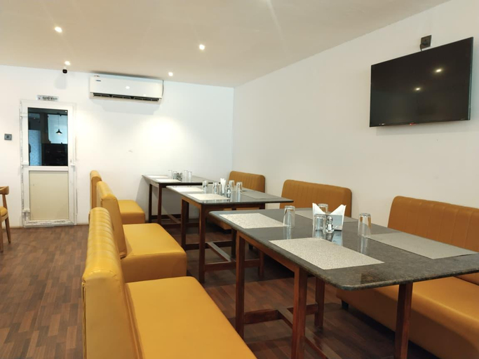 Food & Drinks 4, Hotel Spring Stays Near US Consulate, Hyderabad