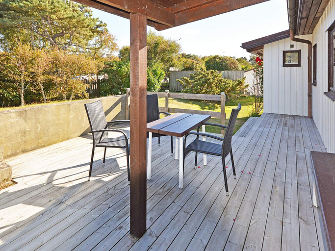 Others 2, 6 Person Holiday Home in Skummeslovsstrand, Laholm