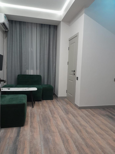 Others 5, Fama 12 Hotel, Yerevan
