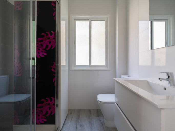 Bathroom 3, Apartment in Las Palmas near Las Canteras Beach, Las Palmas
