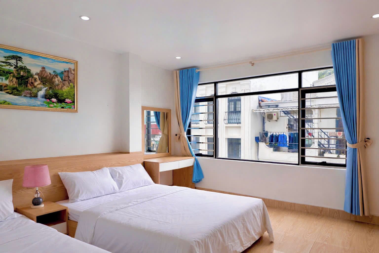 Room 3, Sea Side Hotel & Music Box, Cát Hải