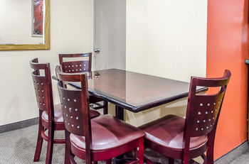 Others 4, Rodeway Inn Wormleysburg - Harrisburg, Cumberland