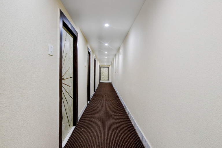 Interior 4, Hotel O Barasat Government College, North 24 Parganas