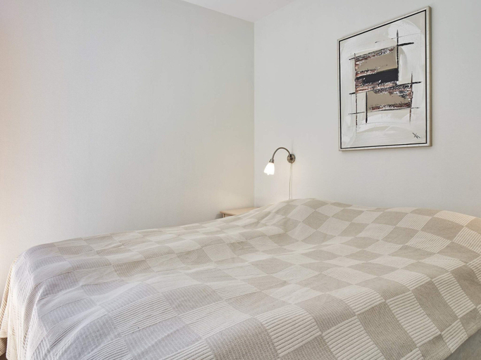 Bedroom 2, 4 Person Holiday Home in Nexo, Bornholm