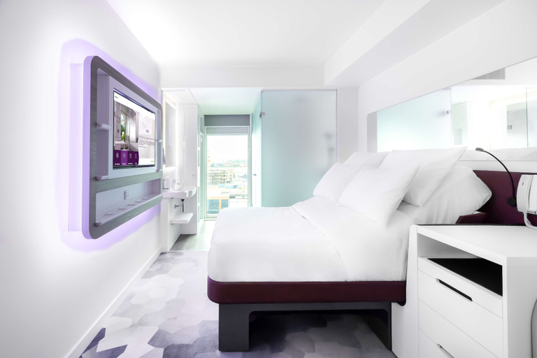 Bedroom 3, YOTEL Amsterdam, Amsterdam