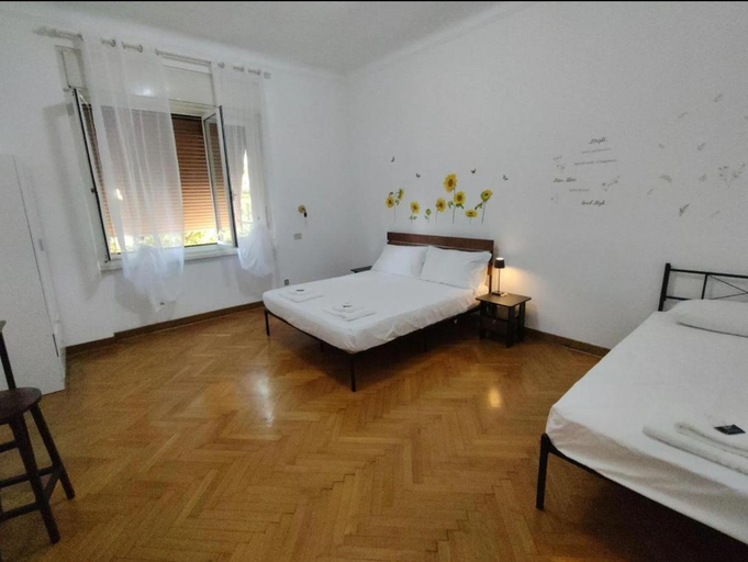 Bedroom 3, Dock Bay Lodge Hostel, Trieste