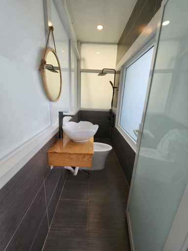 Bathroom 3, Khach san Van Nhi, Bạc Liêu