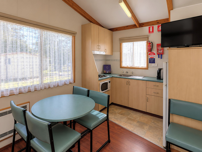 Dining room 3, Dubbo Holiday Park, Dubbo - Pt A