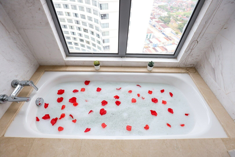 Bathroom 4, Silverscape Deluxe Melaka by I Housing, Malacca City