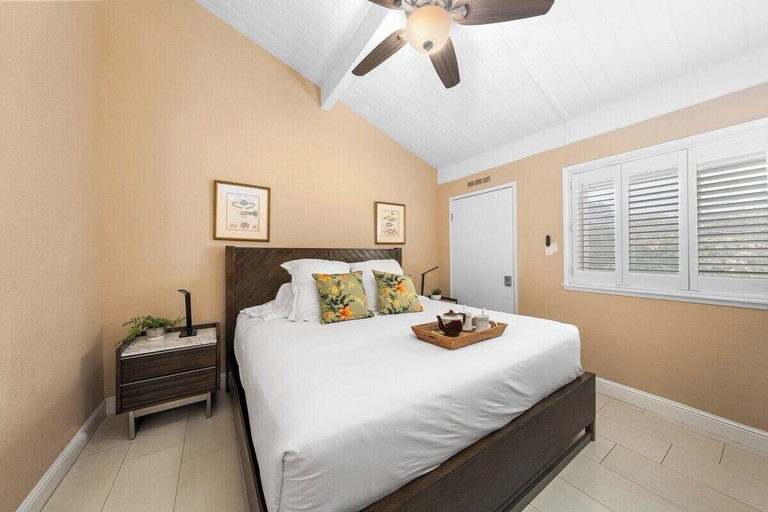 Bedroom 2, Napili Point C40 Beautiful Oceanfront 2BD Superb Ocean View AC Pool, Maui