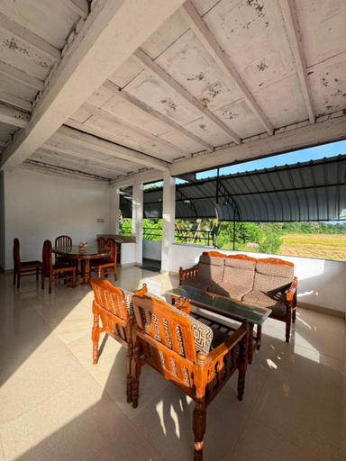 Food & Drinks, Dulmini Holiday Resort, N. Palatha Central