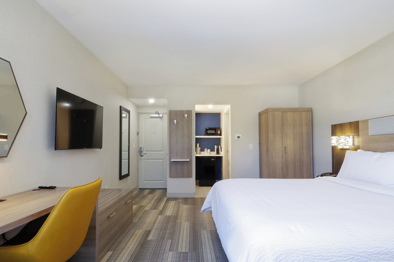 Bedroom 5, Holiday Inn Express & Suites PHOENIX-TEMPE, Maricopa