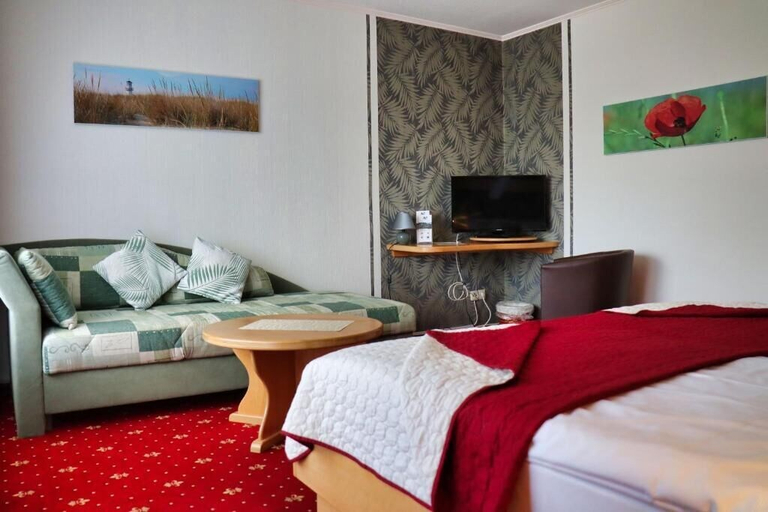 Bedroom 5, Landgasthof Allerparadies, Celle