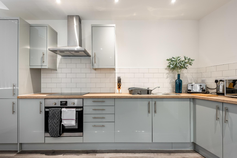 Others 4, Lovely 1 Bedroom Apartment in Central Rotherham, Rotherham