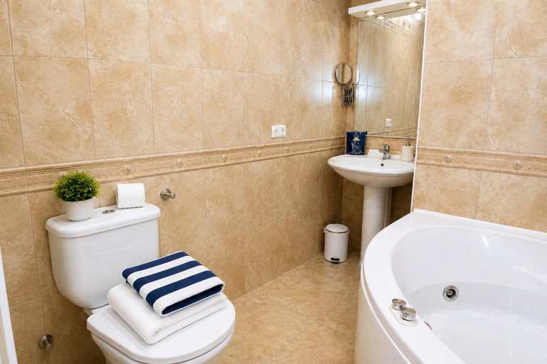 Bathroom 4, Private Pool Villa in El Chaparral, Alicante