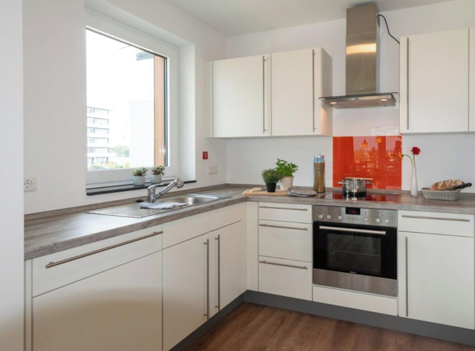 Private kitchen 4, Holiday Apartment With 1 Bedroom, Ostholstein
