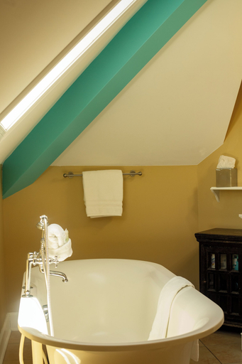 Bathroom 5, Water's Edge Inn - Adults Only, Charleston
