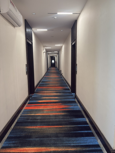 Others 4, THE THRIBEKA INTERNATIONAL HOTEL, Oshimili South